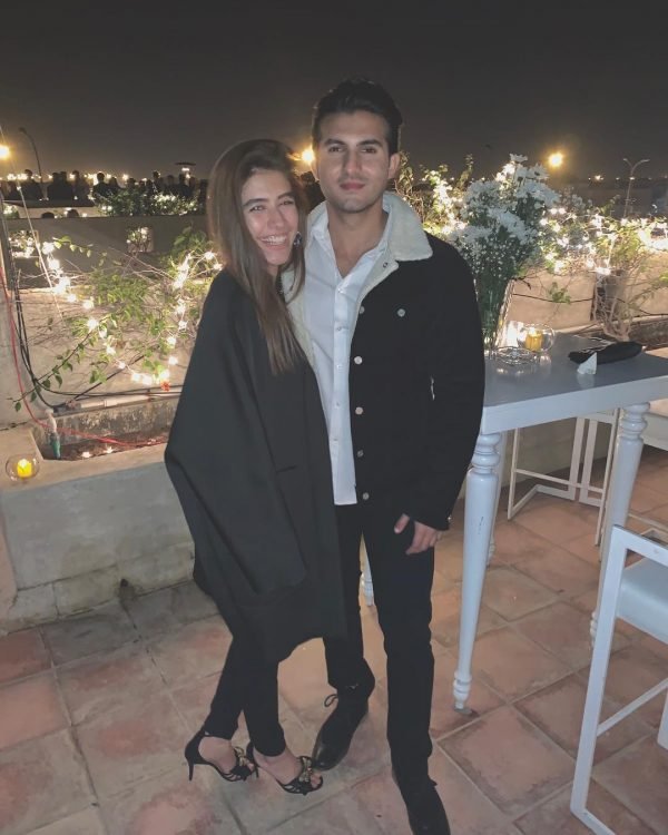 Social Media Go Crazy Over Shahroz Sabzwari and Syra Shahroz Seperation Rumors