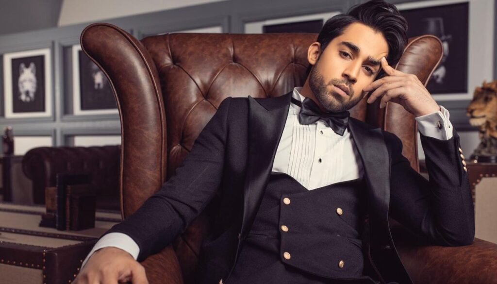 Bilal Abbas Khan Latest Photoshoot Trendinginsocial.com 1