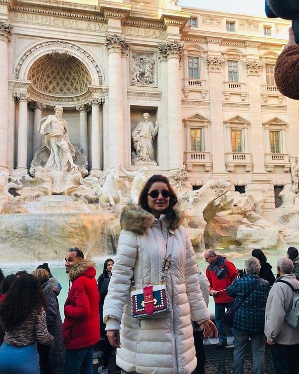 Love is in the air: Sarwat Gilani and Fahad Mirza's Vacation Pictures Go Viral