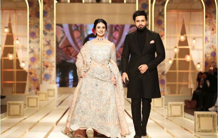 Sarah Khan And Falak Shabbir