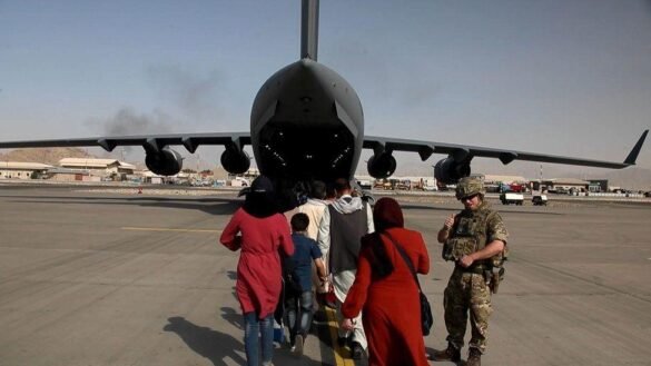 Final UK plane carrying military leaves Kabul