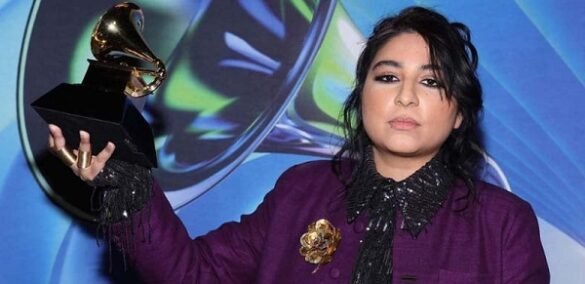 Arooj Aftab Singer