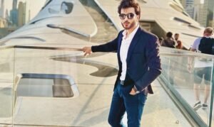 UAE honors Imran Abbas with Golden Visa