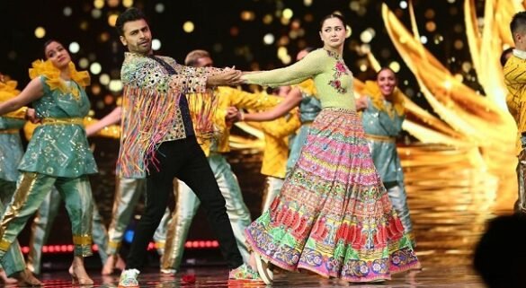 Bigger & Better 8th HUM Awards mesmerized Toronto with a Star-Studded Event