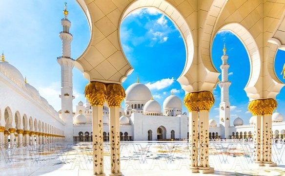 Visit Sheikh Zayed Grand Mosque 