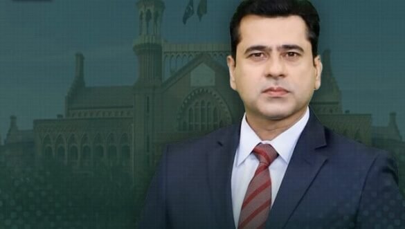 Imran Riaz Khan Returns Home