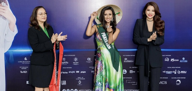 Karachi’s Dr. Kapotaqkhy Chanchala crowned 12th Miss Earth Pakistan